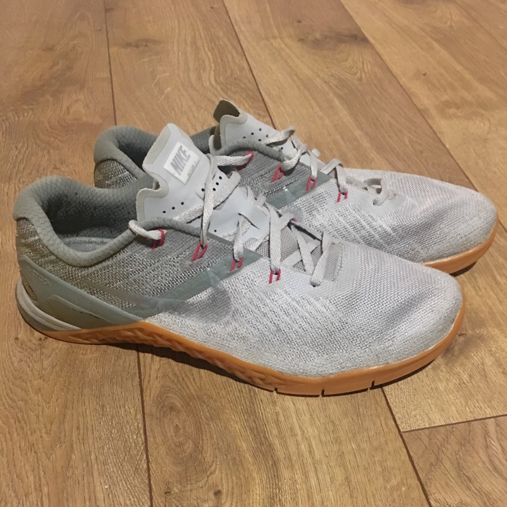 Nike Metcon 3 RARE Stucco